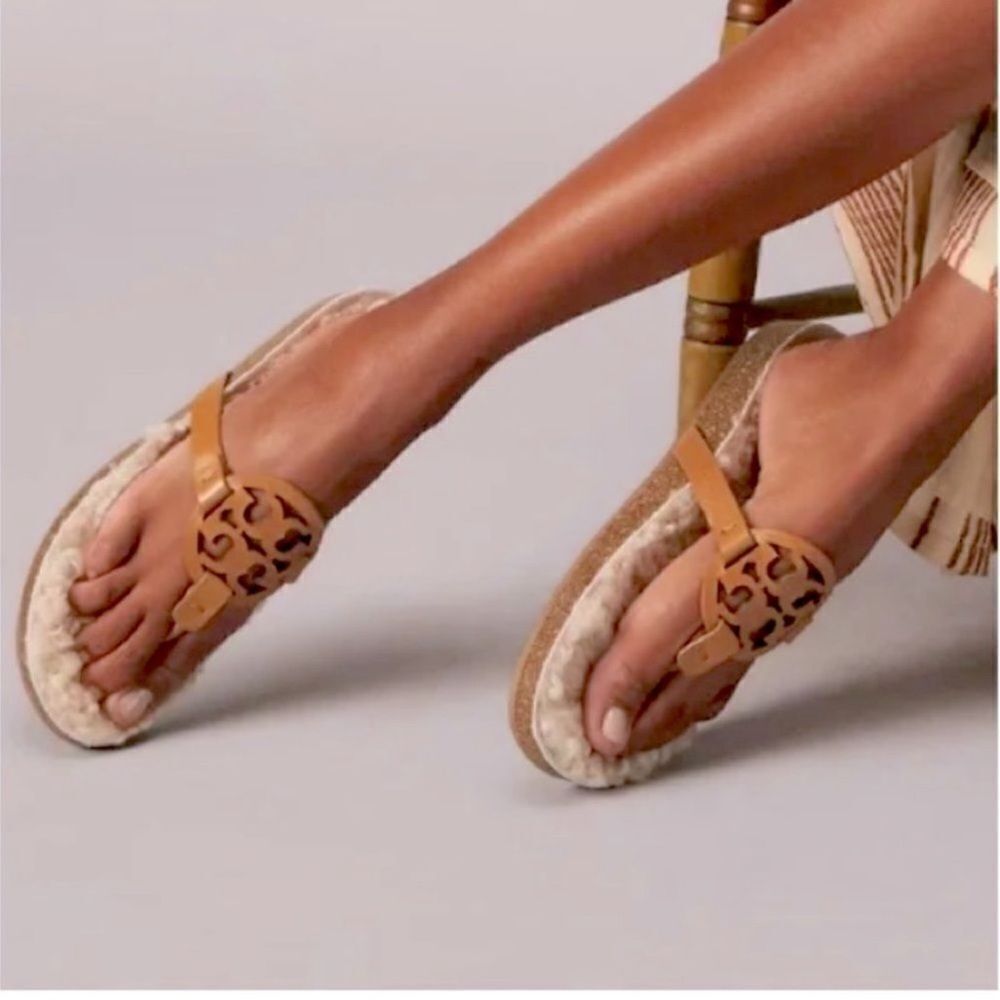 Tory Burch Miller cloud shearling carmel Slip-Oncorn/buttermilk sandals Size 7